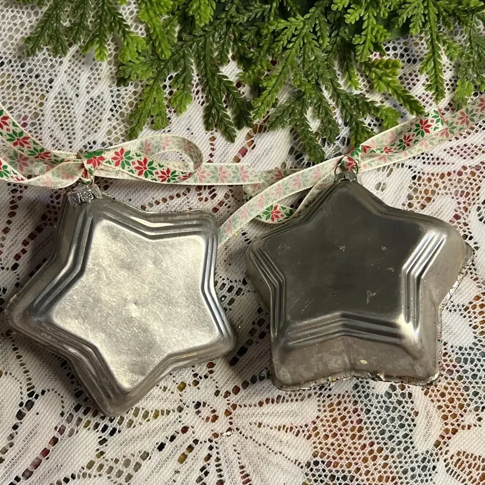 Vintage Star Tart Tins Set/2 Santa Mrs Claus Diorama Mid Century Ornaments